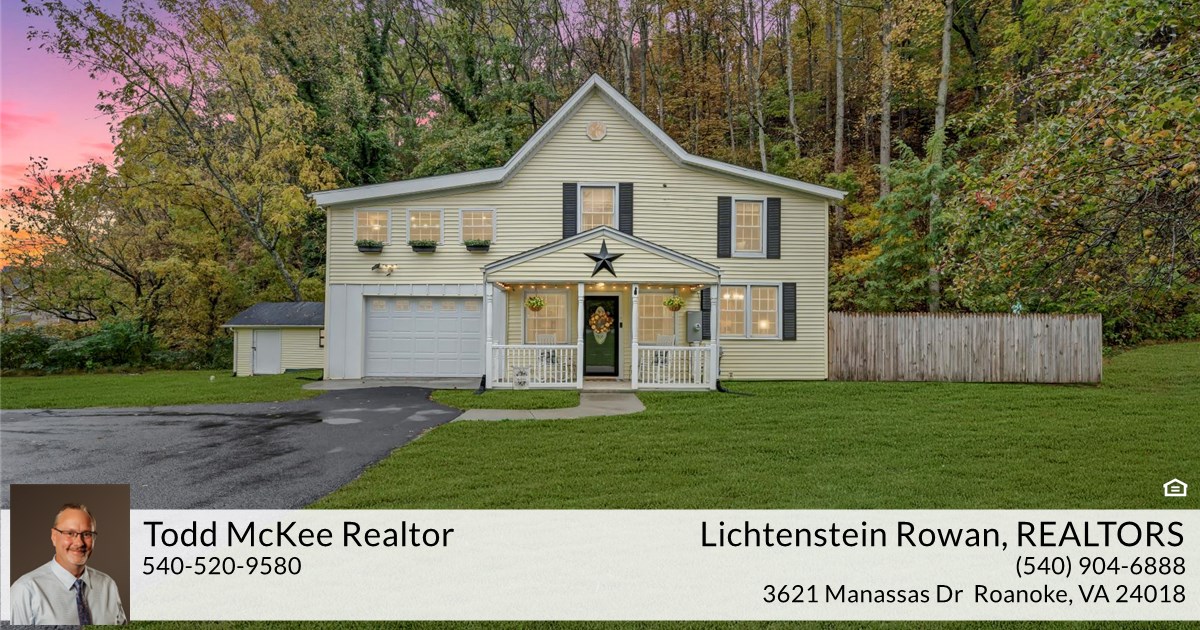 2551 Mountain Pass Rd, Troutville, VA 24175